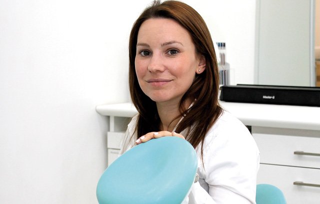 Zahnärztin Dr. Veronica Schulte-Herbrüggen