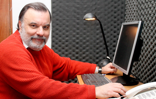 Joaquín Rodríguez Bunster leitet das Radio Fidelio beim Deutsch-Chilenischen Bund